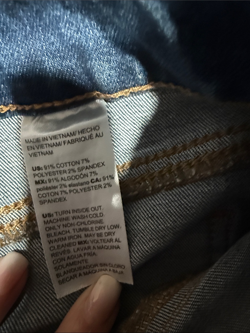 Size 10 Chico's Medium Blue Pill on Skinny Jeans with Frayed V-Hem. Super cute - Picture 4 of 4